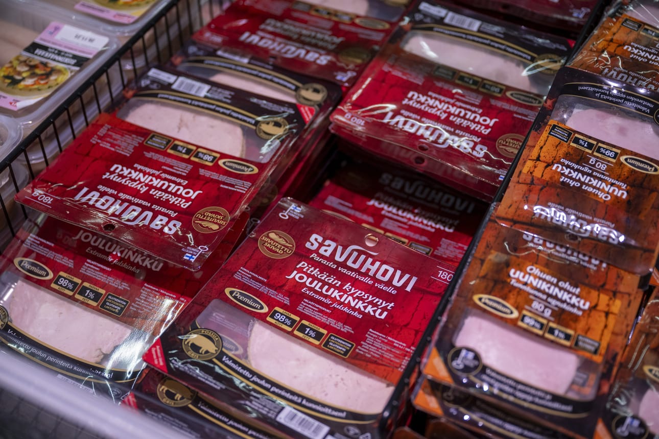 Myydyimpiä tuotteita ovat edelleen joulukinkut ja kalkkunat, erilaiset laatikot, piparit, joulutortut ja glögit.