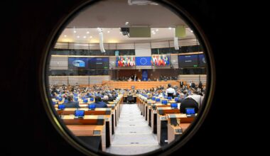 Hallitus valmis vapauttamaan Fazerin, Pauligin, Fiskarsin ja tuhannet muut yritykset vastuullisuusvelvoitteista – KU