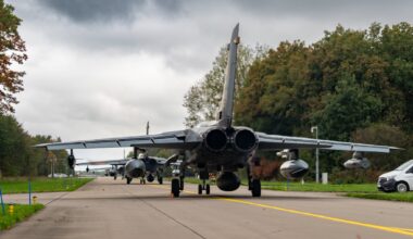 Amiraalin mukaan länsi voisi harkita ennaltaehkäisevää iskua