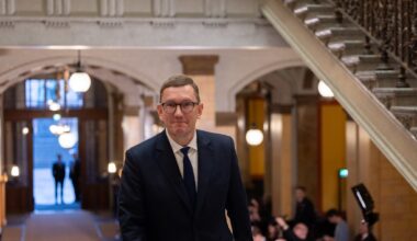 Viron pääministeri VU:lle: Täytyy ymmärtää, että Venäjä bluffaa