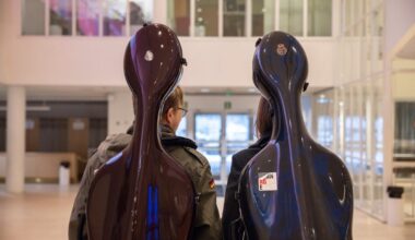 Vuoden 2026 taiteilija-apuraha myönnettiin sirkustaiteilija Kalle Niolle | Espoon kaupunki