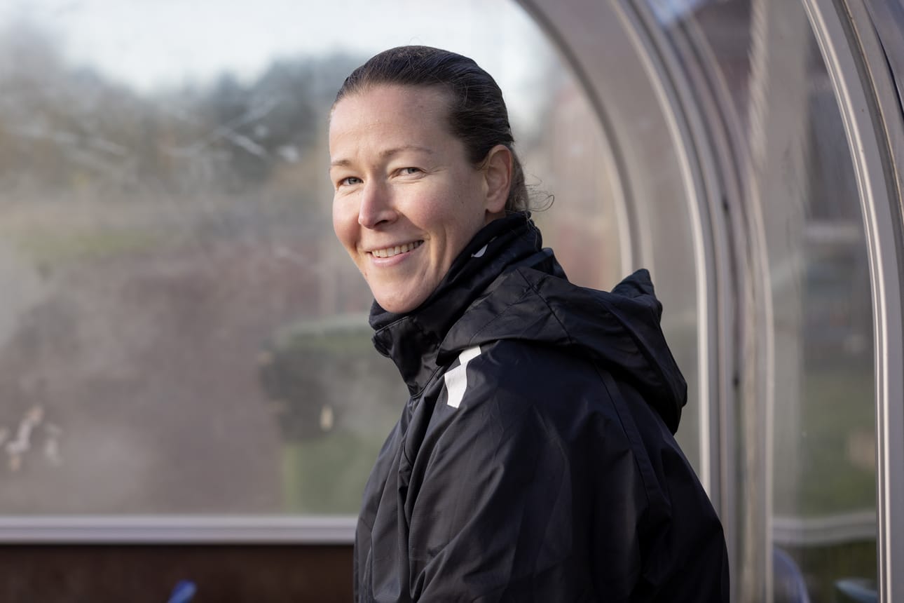 Tinja-Riikka Korpelan pitkä ura jatkuu helsinkiläisseurassa pääsarjatasolla.