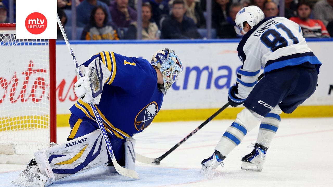 Ukko-Pekka Luukkonen palkittiin ottelussa tähdistövalinnalla.