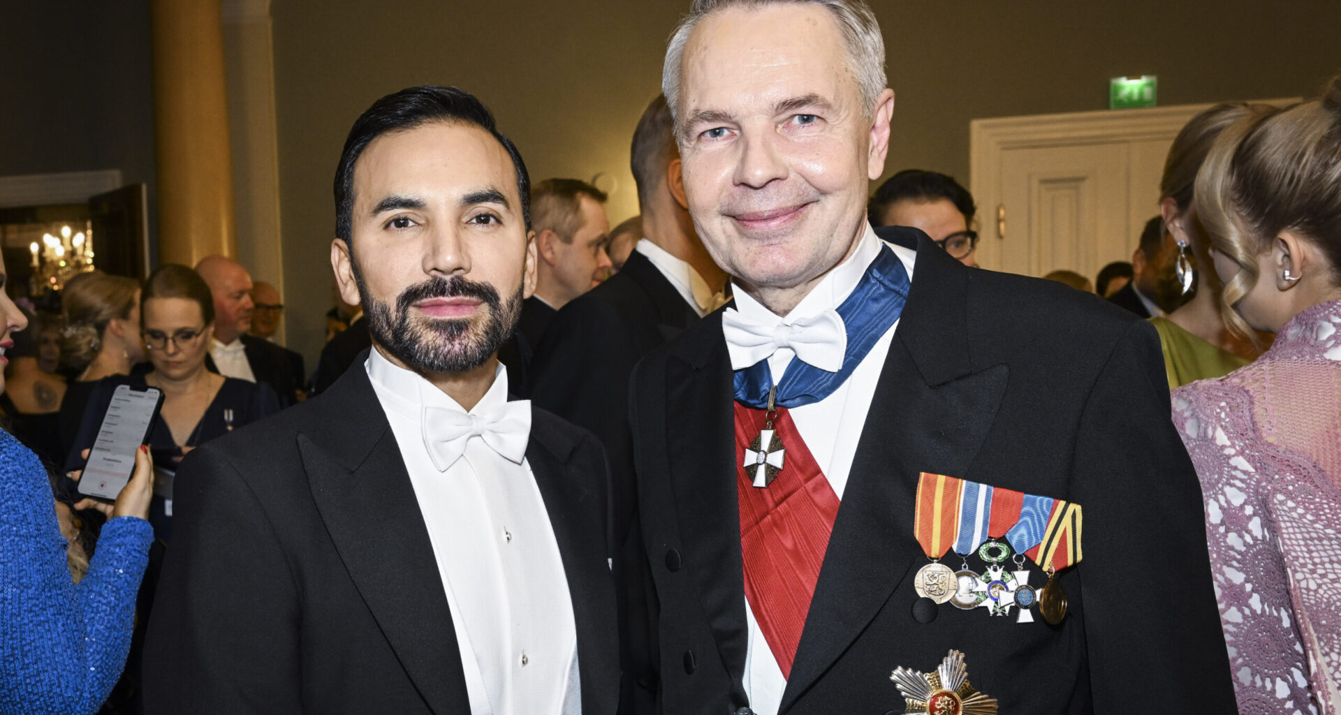 Antonio Flores jätti kalsarinsa vessaan ensimmäisissä Linnan juhlissaan