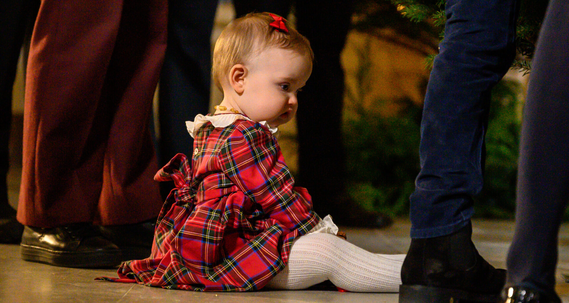 Suloinen prinsessa Ines valmistautuu ensimmäiseen jouluunsa – tunneskaala käy laidasta laitaan