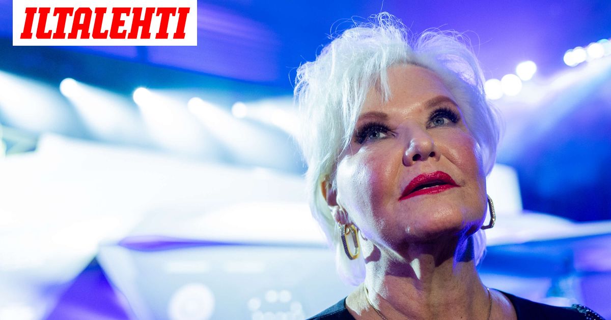 ”Kyynelehdin kotona” – Supersopraanolta huima paljastus F-35-tehtävästä - Iltalehti