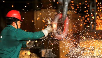 Kemianteollisuuden työnantajat: Kiina-shokki uhkaa kokonaisia teollisuudenaloja työpaikkoineen