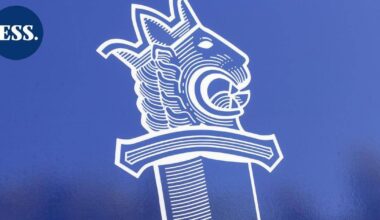 Hyvinkäällä ajoradalta löytynyt nainen on kuollut, poliisi epäilee naisen joutuneen liikennevahinkoon | Uutissuomalainen