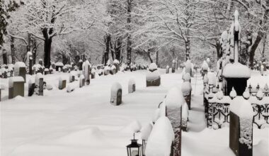 Hautaamiseen liittyvät maksut nousevat Espoossa