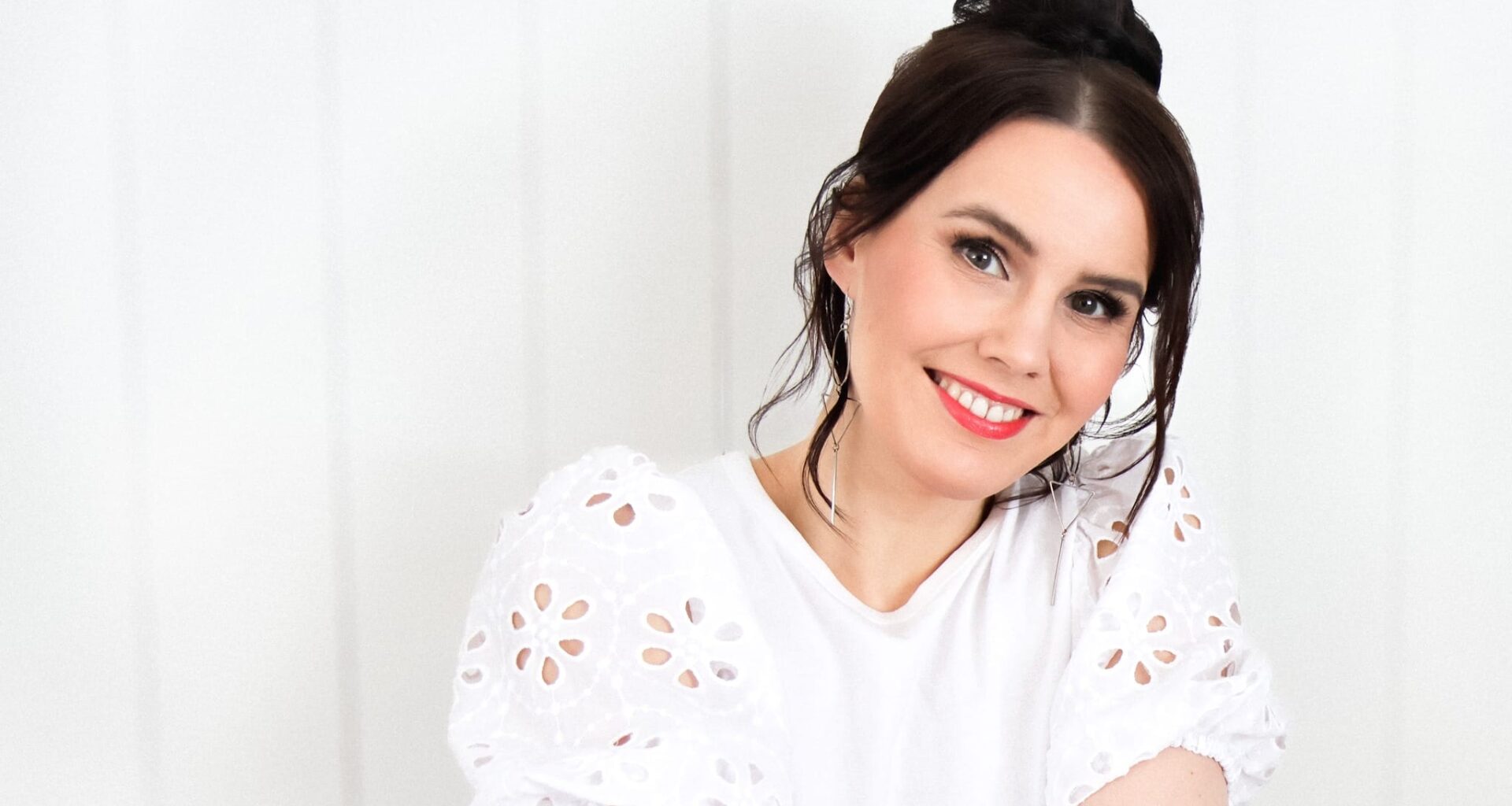 Tämä Anne Mattilan maalaus räjäytti somen – oma äiti antoi aiheen