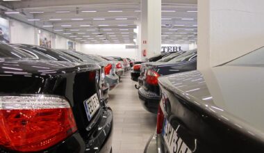 Virossa uusien autojen rekisteröinti romahti!