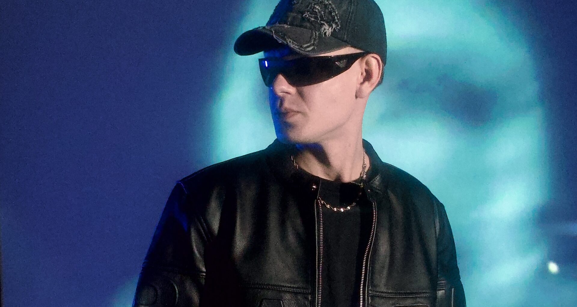 Axel Kalan aiemmin ennakkoon YouTubessa julkaistu kappale on kuunneltavissa nyt myös Spotifysta