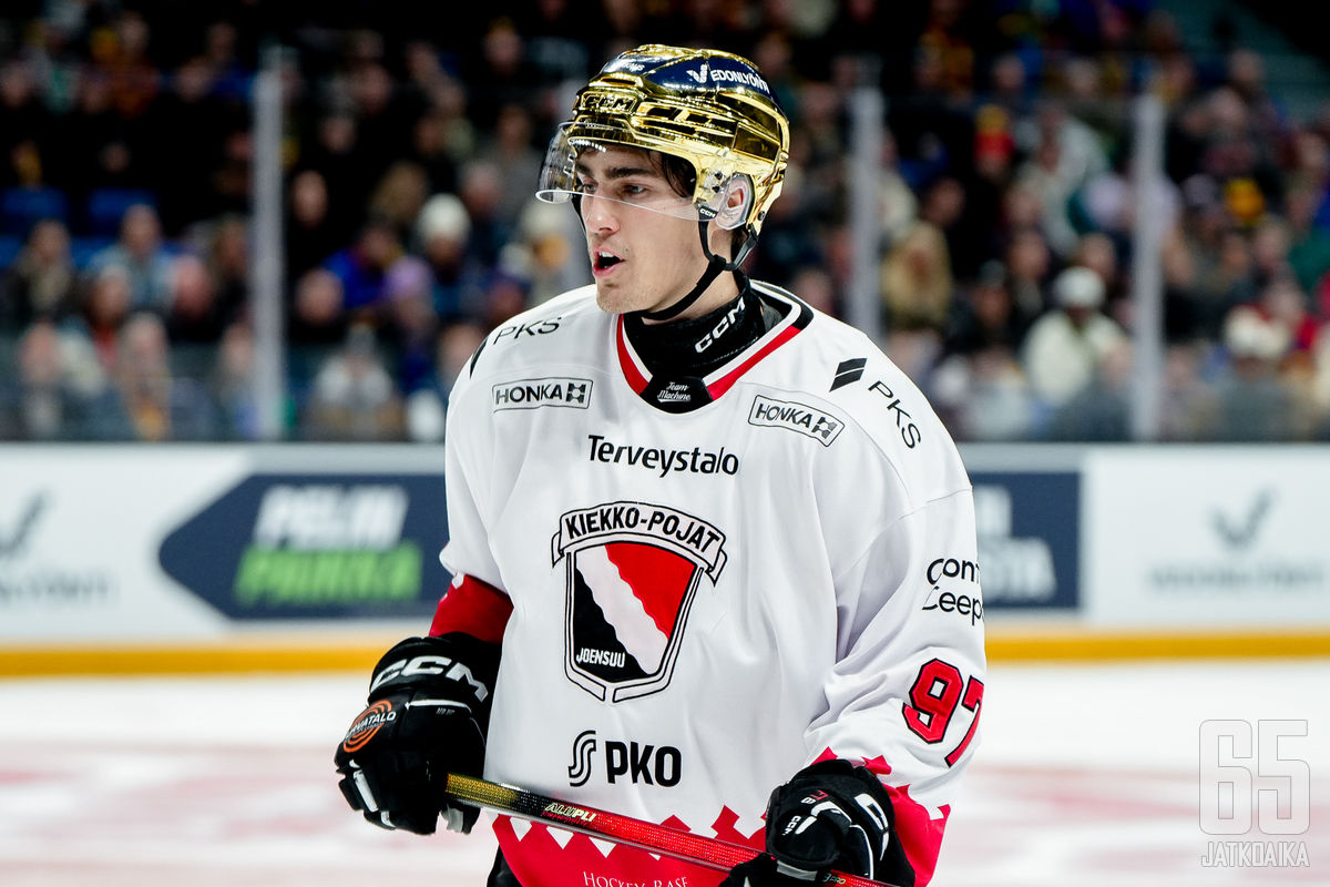 Julius Janhosen ja kumppaneiden kuusi varsinaisella peliajalla tehtyä maalia olivat laiha lohtu torstaina.