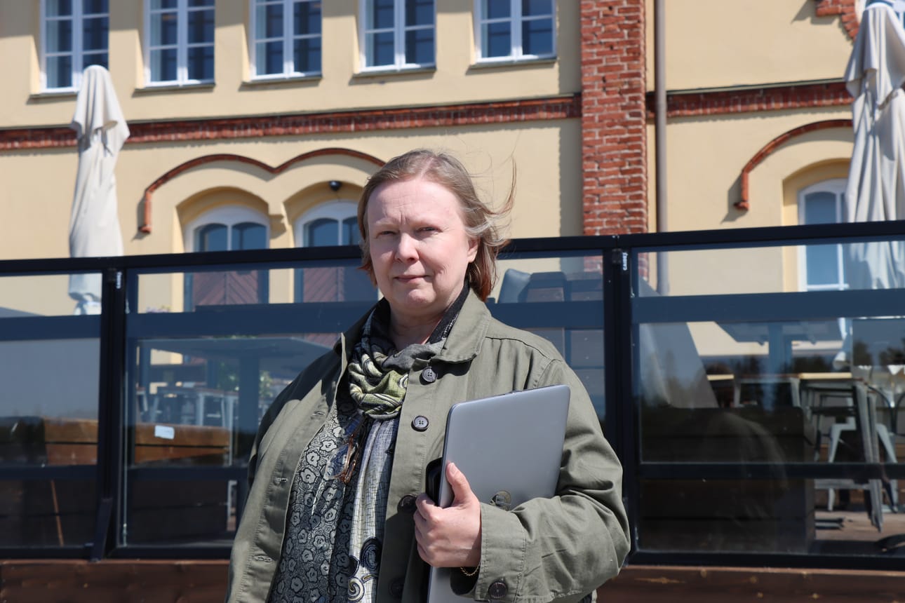 Museotoimenjohtaja Elina Boneliuksen mukaan Pohjanmaan museon vanhan taiteen kokoelmat tunnetaan maailmalla hyvin. Kansainvälisesti arvostetun taidemaalarin Helene Schjerfbeckin öljyvärimaalausta tiedettiin kysyä lainaksi legendaariseen museoon New Yorkiin. Arkistokuva