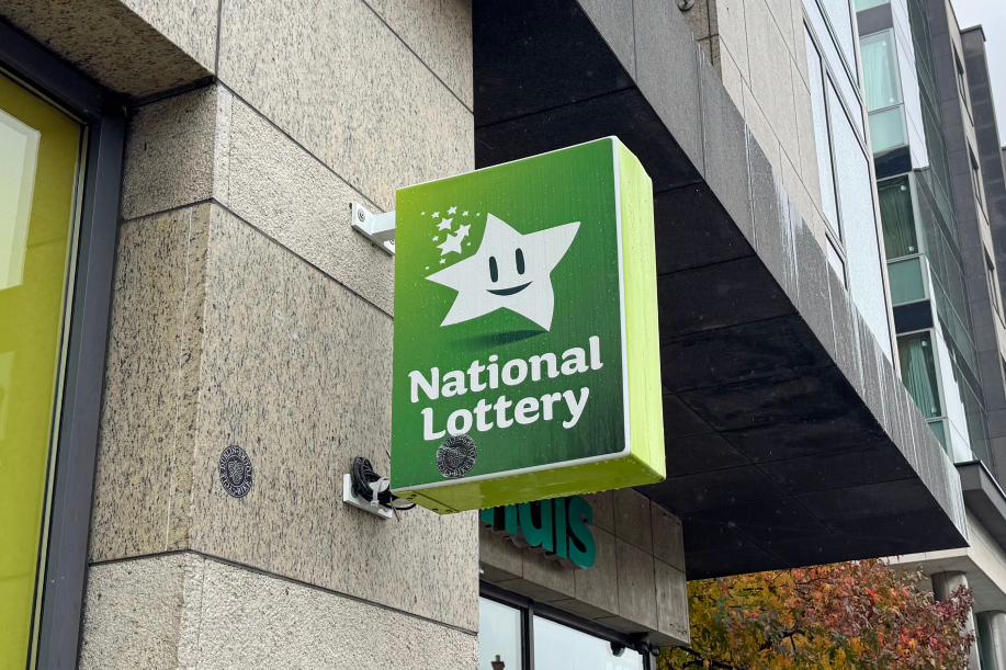 Irlantilainen lotto myyntipiste.