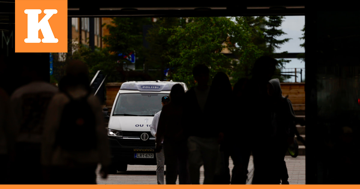 Poliisi pyytää havaintoja ryöstöjä tehneestä miehestä – voi liikkua Oulun keskustassa ase mukanaan