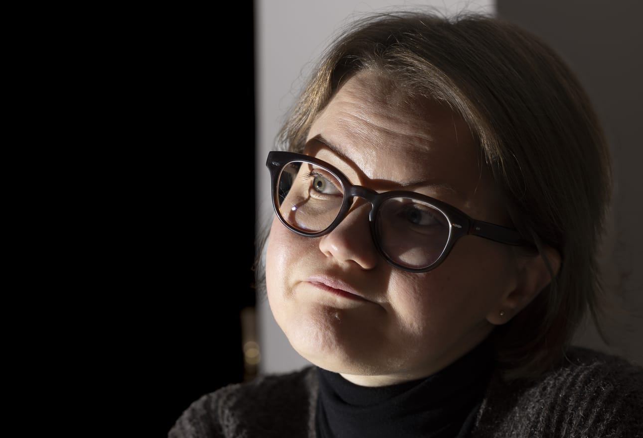 Mediataiteen näyttelylle keksi nimen kuraattori Saara Karhunen, kun 22-Pistepirkon Birdy jäi hänen korviinsa soimaan. Vaikka korvamato voi olla myös harmillinen ilmiö, Karhunen lohduttaa, että näyttely sisältää vain hyviä biisejä.