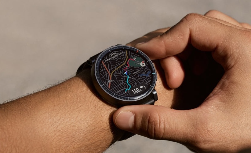 Amazfit Active Max tukee ladattavia karttoja.