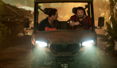 Enää alle viikko ensi-iltaan - Jack Blackin ja Paul Ruddin uusi Anaconda-elokuva sai vielä yhden trailerin