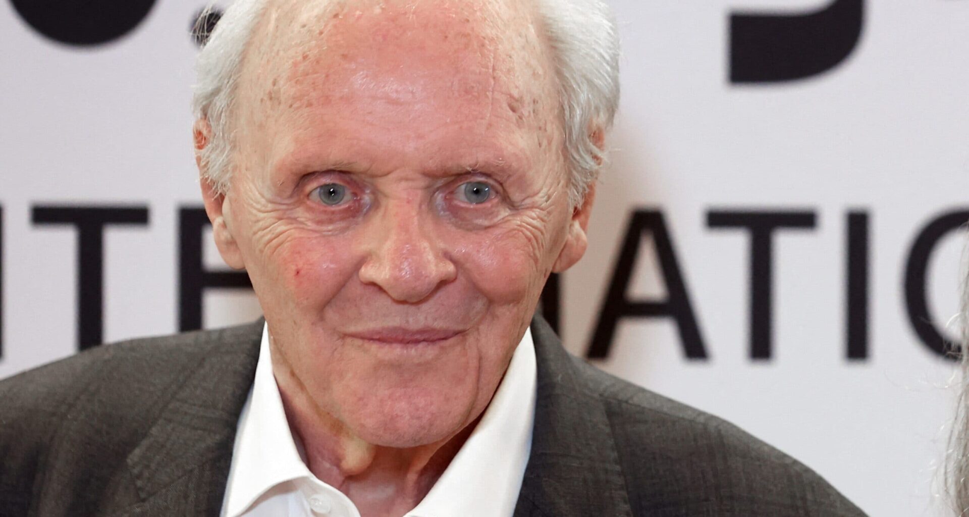 Anthony Hopkins täyttää 88 vuotta – Nyt 50 vuotta raittiina