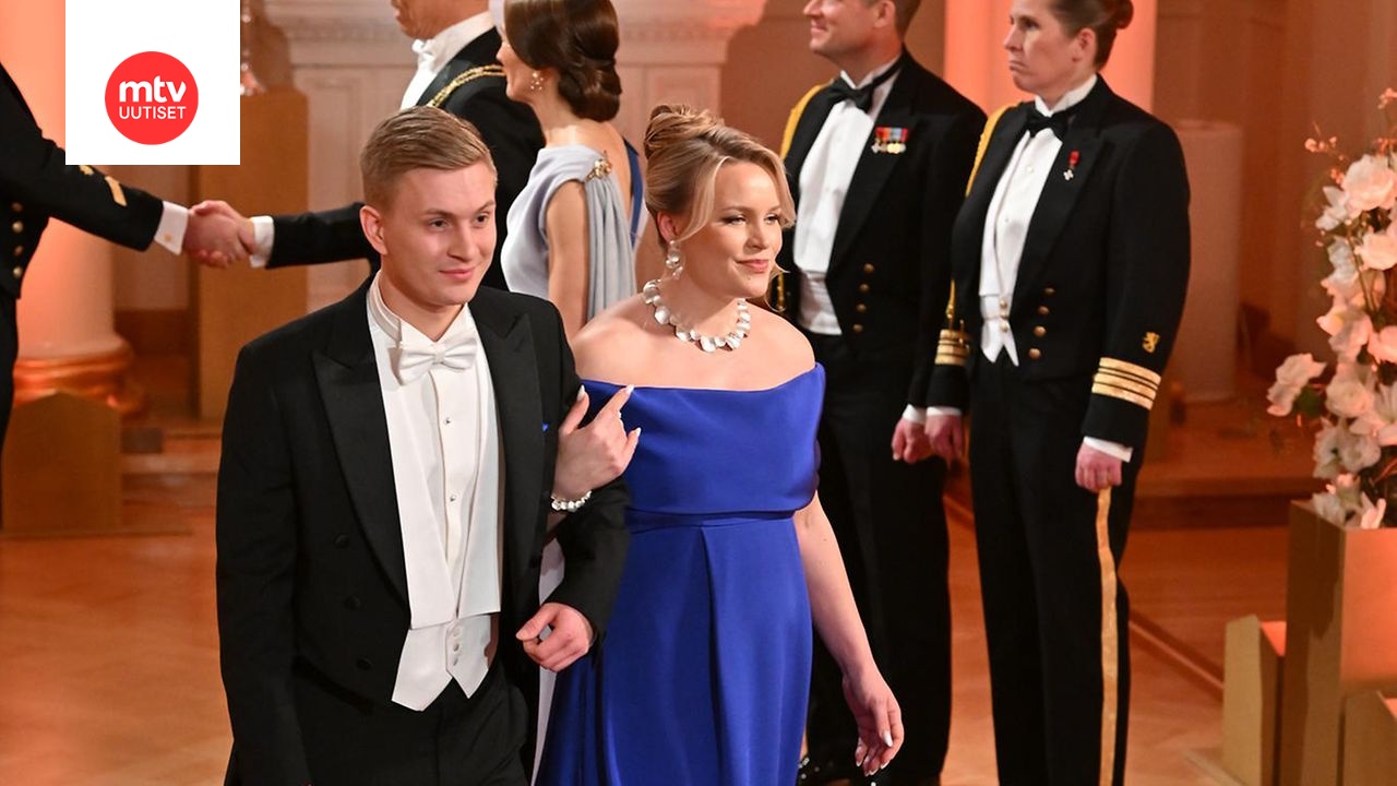 Rita Piironen ja hänen puolisonsa Jaakob Rissanen nousivat otsikoihin itsenäisyyspäivänä. He olivat saaneet perheenlisäystä vain puolitoista vuorokautta ennen Linnan juhlia.