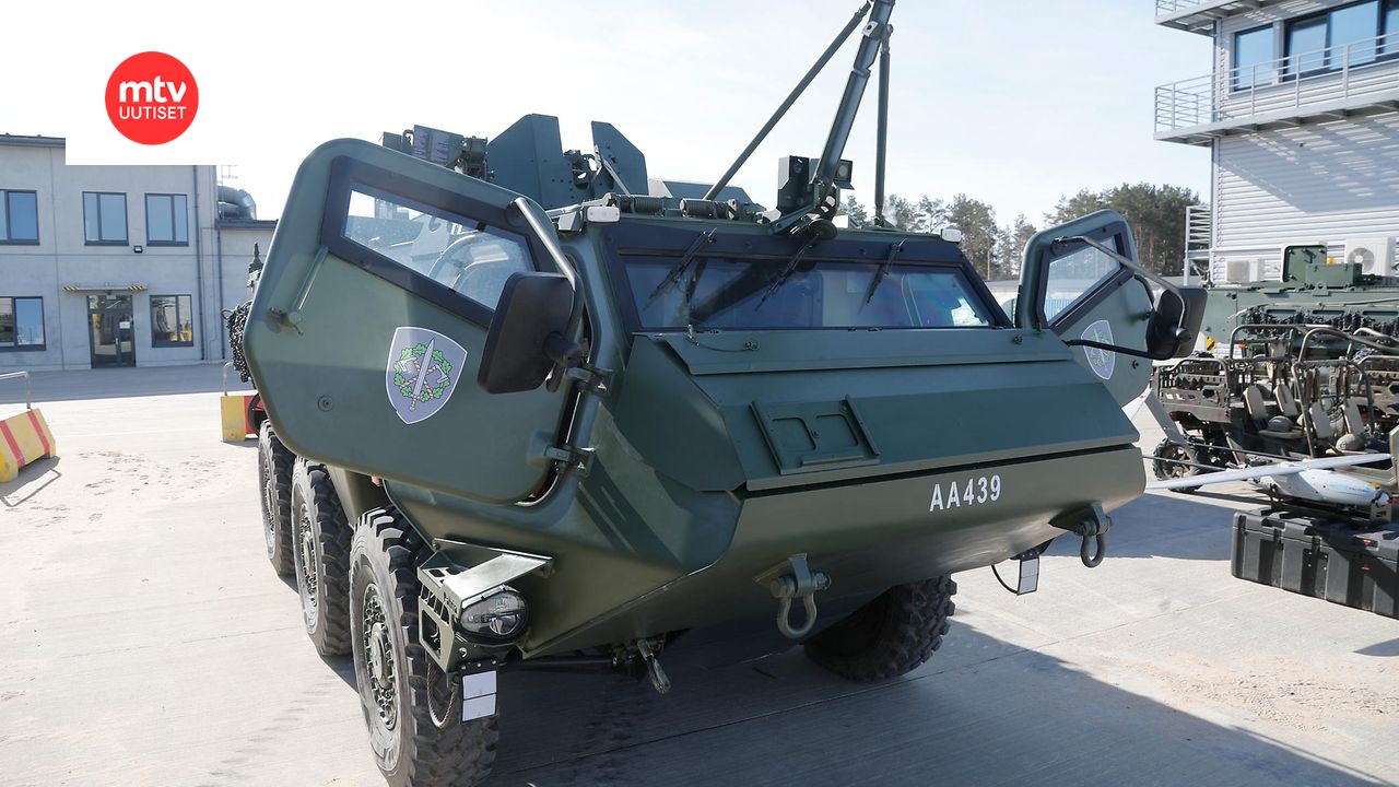 Patrialta on tilattu tähän mennessä jo 2 000 panssaroitua 6x6-ajoneuvoa.