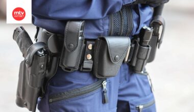 Poliisi tutkii itsenäisyyspäivän yönä tapahtunutta kahta väkivaltarikosta.