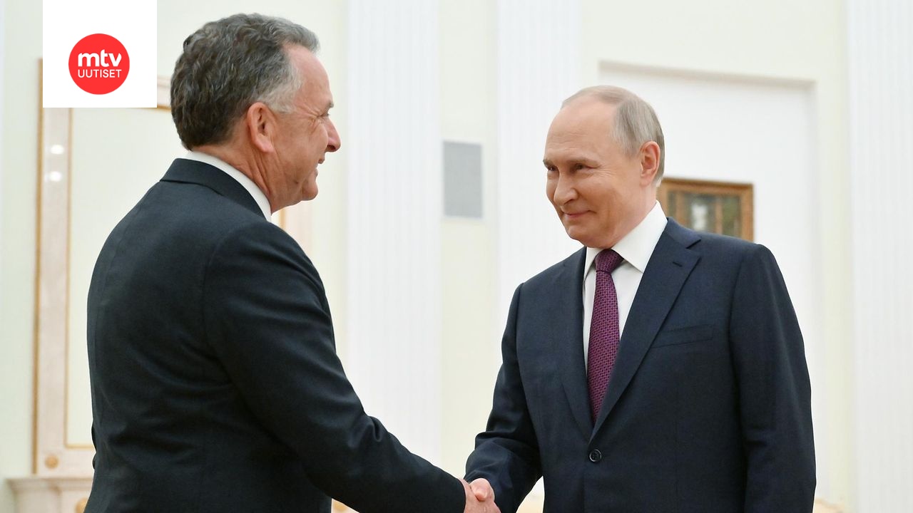 Steve Witkoff ja Vladimir Putin kuvattuna Moskovassa huhtikuussa 2025.