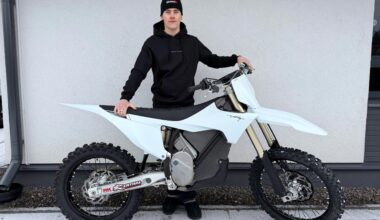 Varjonen kansainvälisiin supercrosseihin Stark Varg -sähköpyörällä | Uutiset