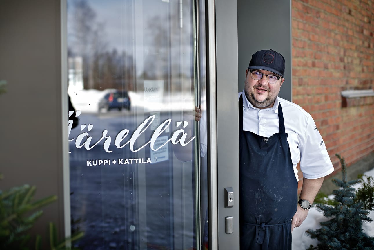 Jani Unkeri kertoo, että alkoholittomat juomatkin pitää miettiä tarkkaan jokaiselle ruokalajille. Arkistokuva