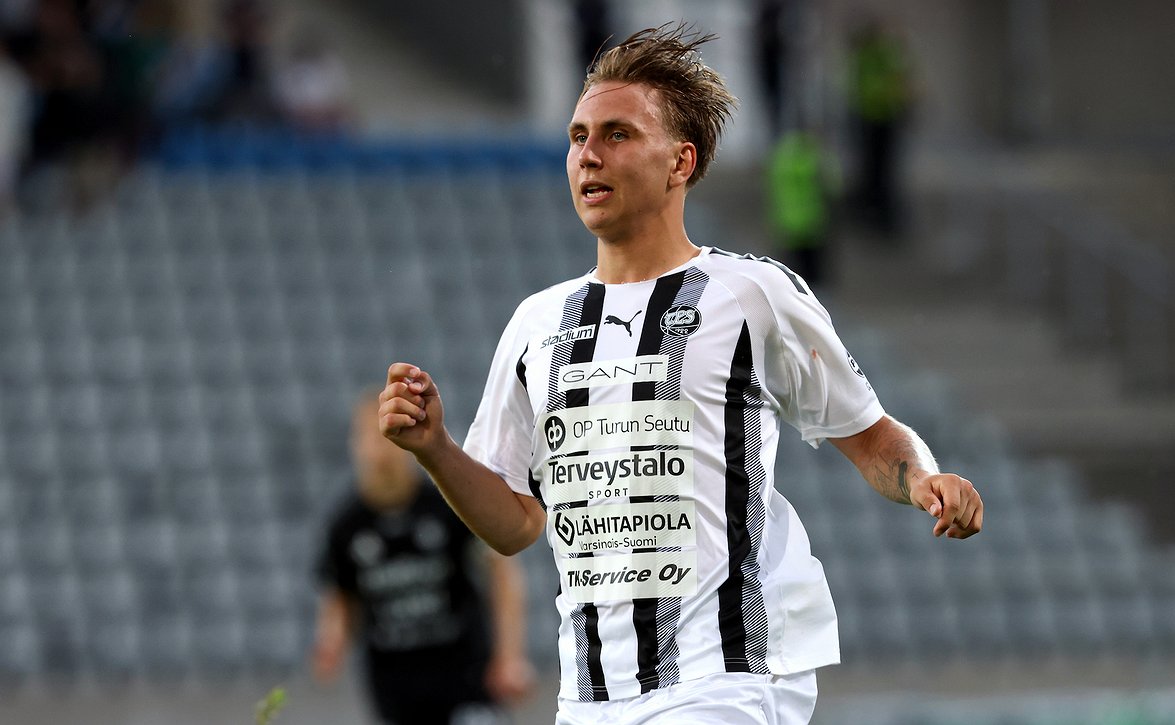 ​Onni Helénillä oli vaihtoehtoja kotimaastakin – "Unelma on pelata jonain päivänä Tepsissä Veikkausliigaa"