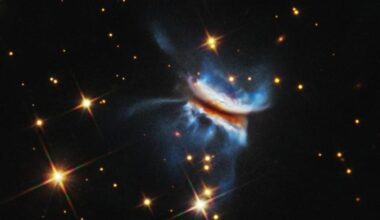 Hubble valokuvasi valtavan planeettoja synnyttävän kiekon