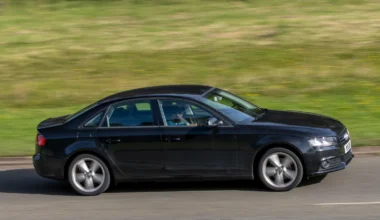 Autoliike vaati öljysyöpön vaihtoauto-Audin korjauksesta lähes koko auton hintaa  – Lautakunta laski hieman toisin