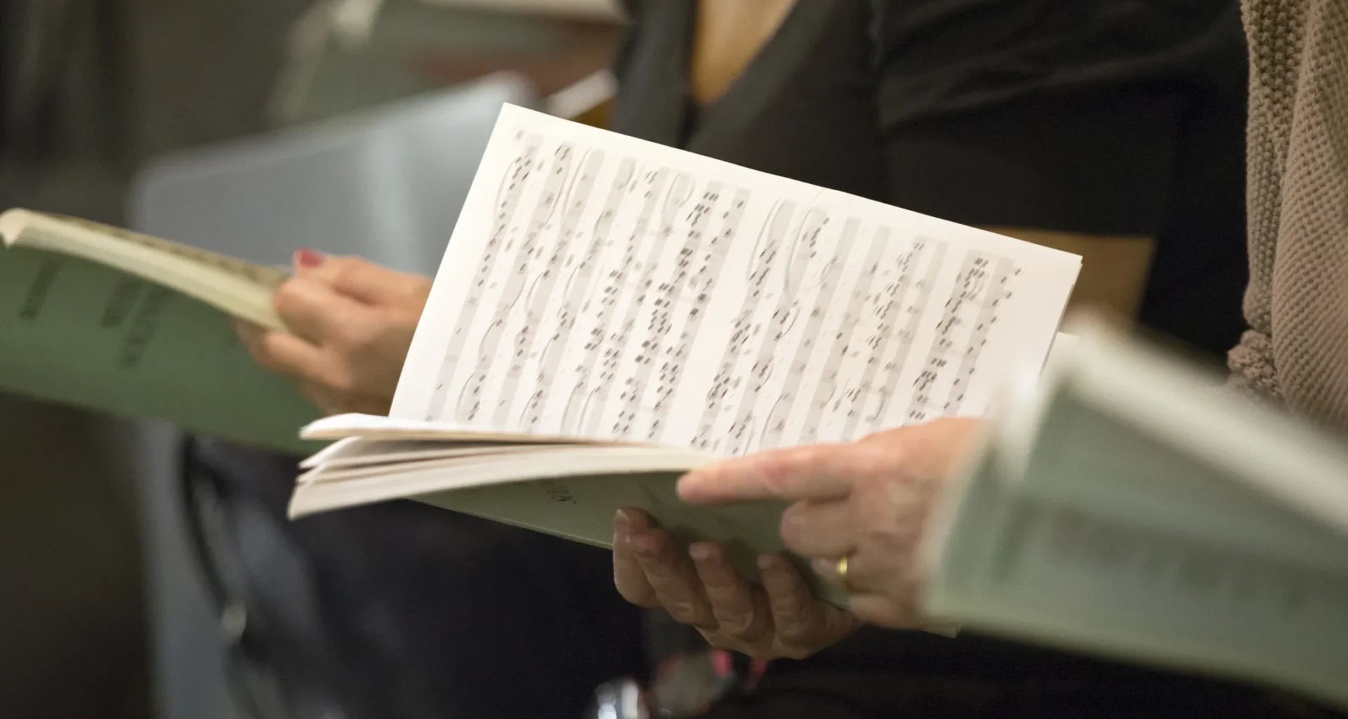 Laulamisella on yllättävän laajoja vaikutuksia terveyteen ja hyvinvointiin