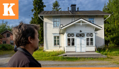 Arvohuvilan omistaja on vuosia osoittanut mieltä Oulun rakennusvalvontaa vastaan – Naapureita tilanne harmittaa