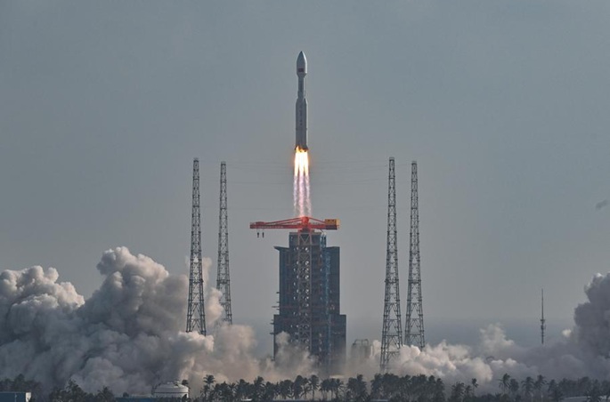 China's Long March-8A rocket launches new internet satellite group