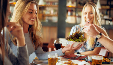 Tiktokin hittidieetti: Asiantuntija varoittaa erityisesti yhtä ryhmää