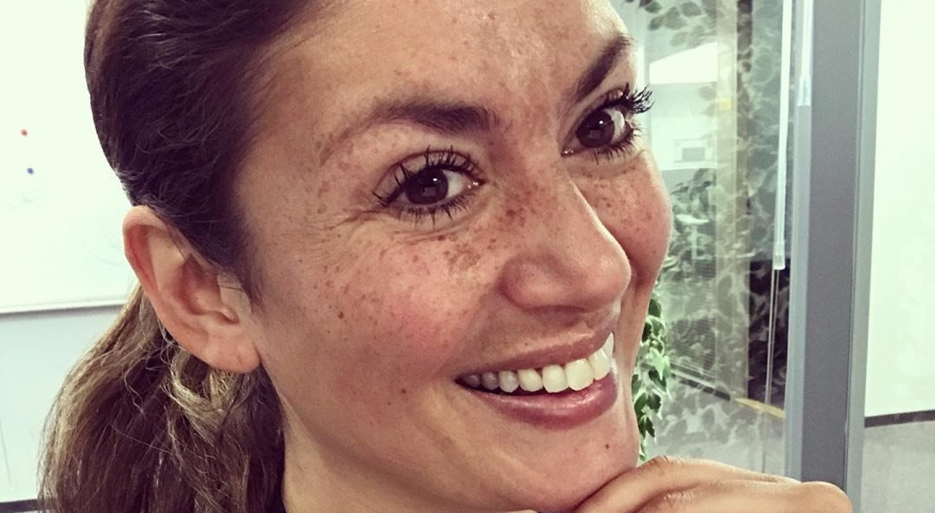 Jasmin Mäntylä muistaa Vappu Pimiän ilkkuneen hänelle: "Nykypäivän kansankynttilä"