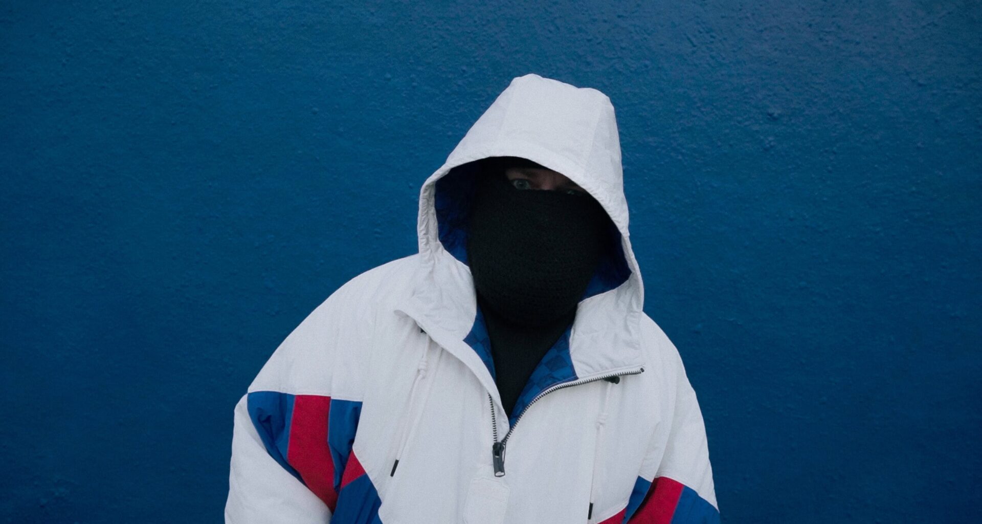 Haastattelu: Julma Henrin uusi ep tarjoaa yhden näkökulman siihen, miksi miehet ovat sellaisia kuin ovat