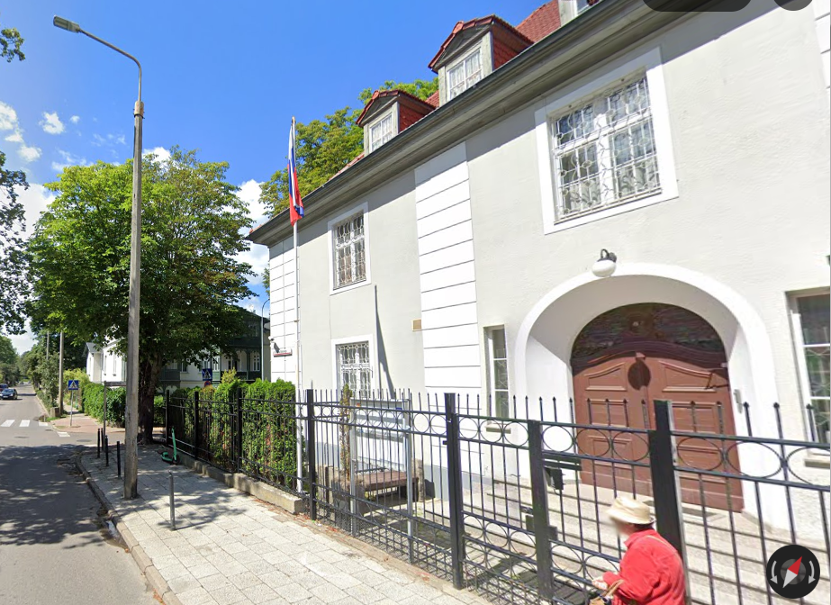 Puola heitti konsulaatin ulos: Venäjä kieltäytyy lähtemästä