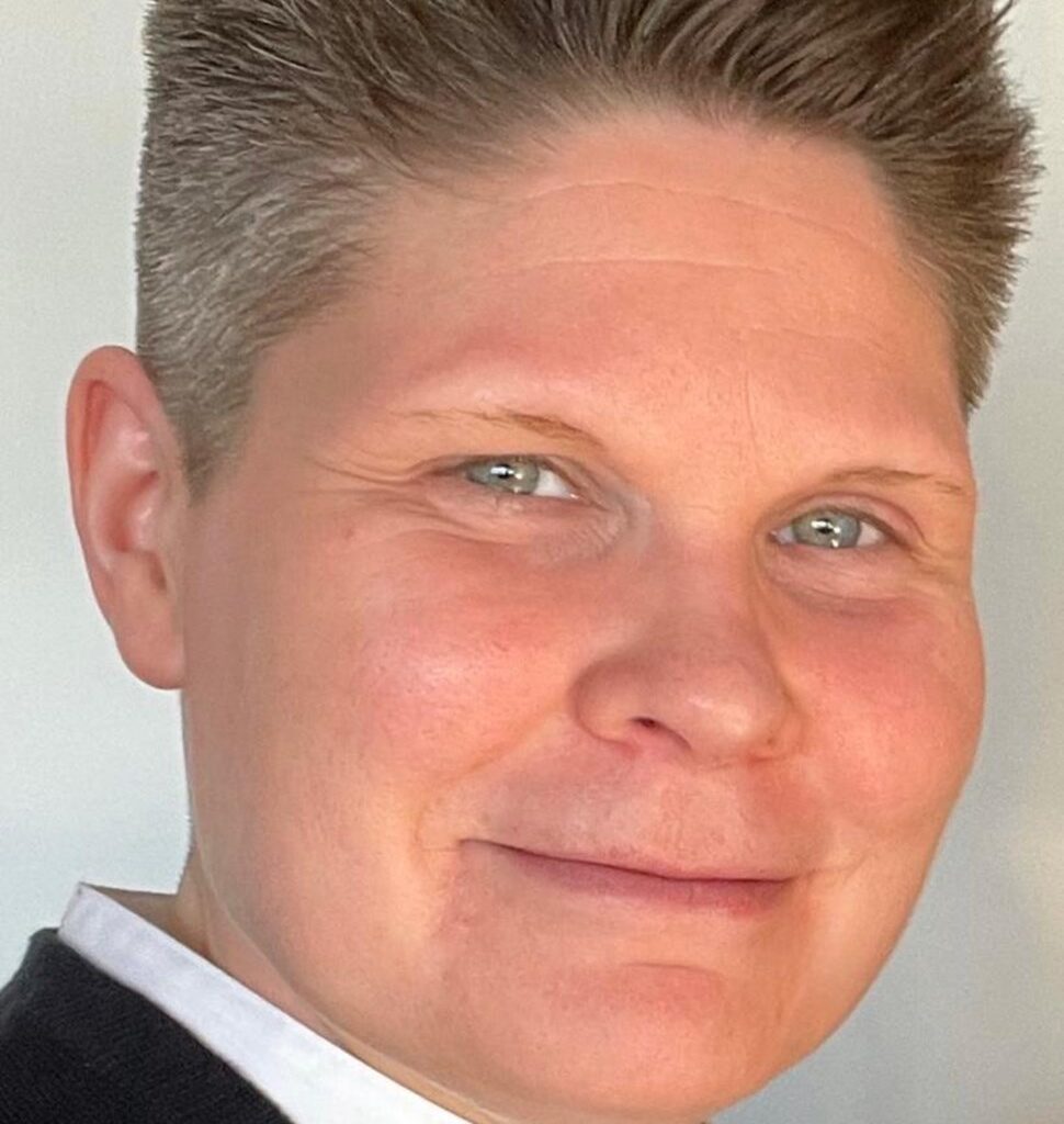 Huippu-urheilijan asenteella luotsaamaan kahta K-Marketia Töölössä