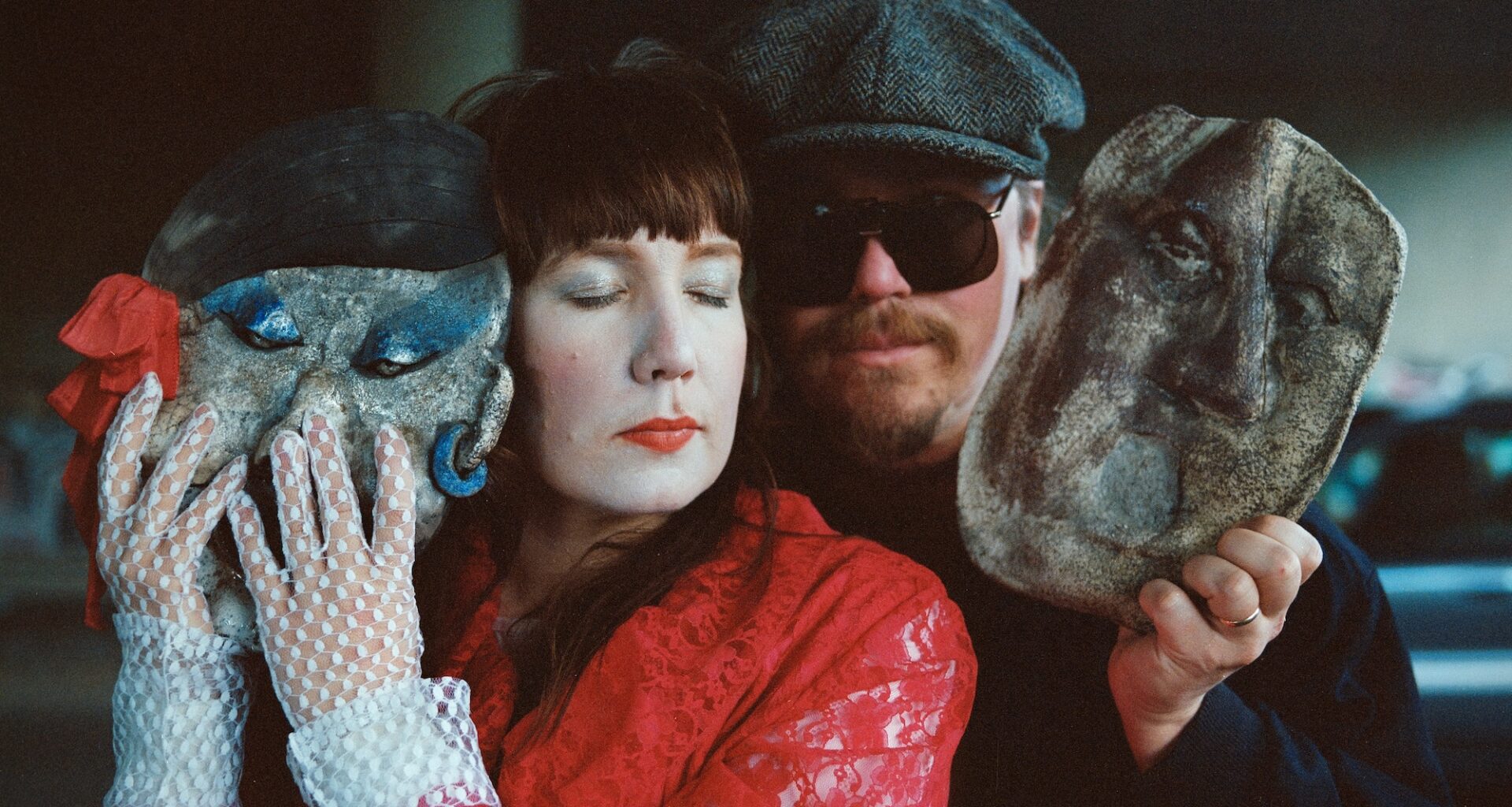 Osaa hymyillä en, mä oon asperger – Litku Klemetti julkaisi biisin, jossa ei ole mitään hauskaa