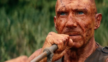 Hyytävä kuva uudesta 28 vuotta myöhemmin -elokuvasta - Ralph Fiennes näyttää siltä, että hän aikoo kirota koko maailman