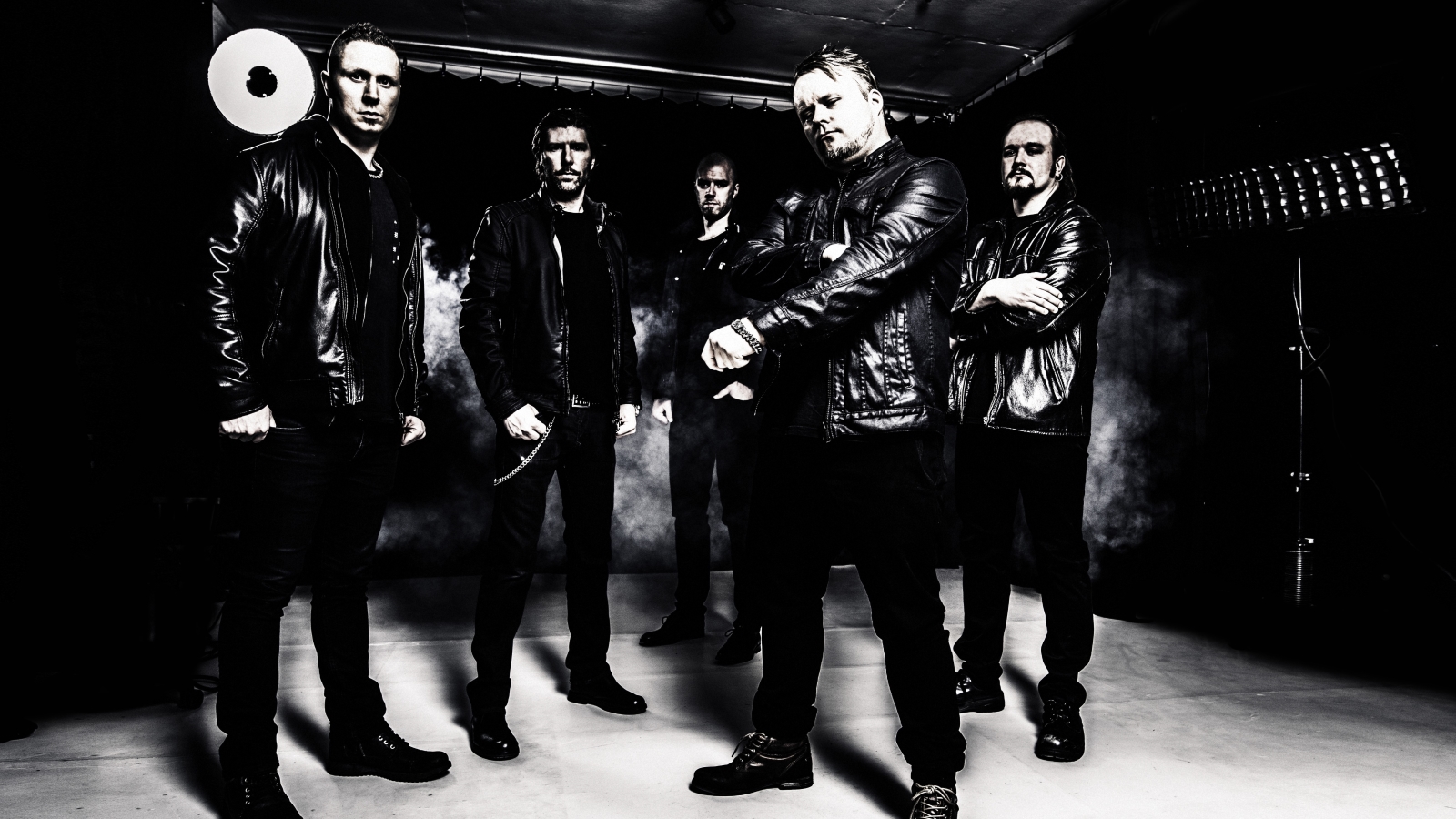 "On ilo aloittaa albumikiertue juuri Suomesta" - Machinae Supremacy saapuu iloksemme keväällä