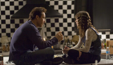 Illalla tv:ssä: Mökkireissu karkaa käsistä - kaverukset löytävät itsensä kohta 1980-luvulta