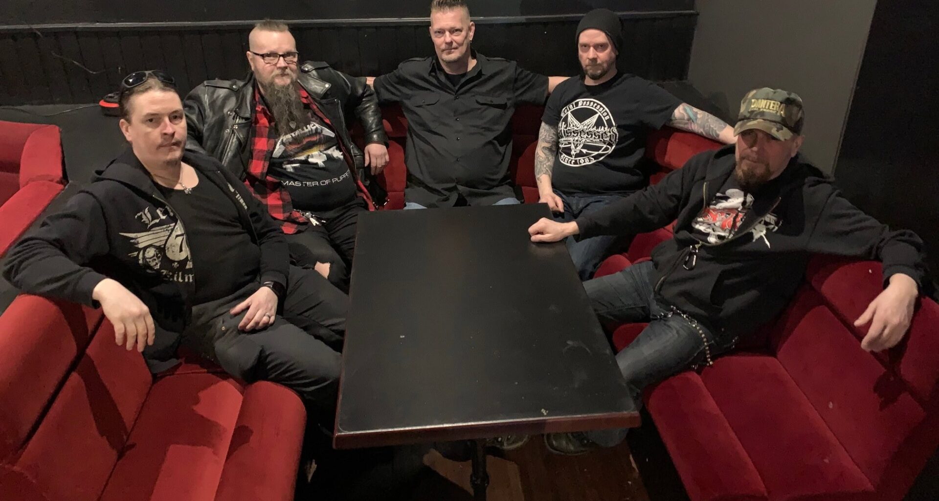 Metallikausi kokoaa lavalle ainutlaatuisen kattauksen suomalaisen äärimetallin perustan rakentaneita legendoja