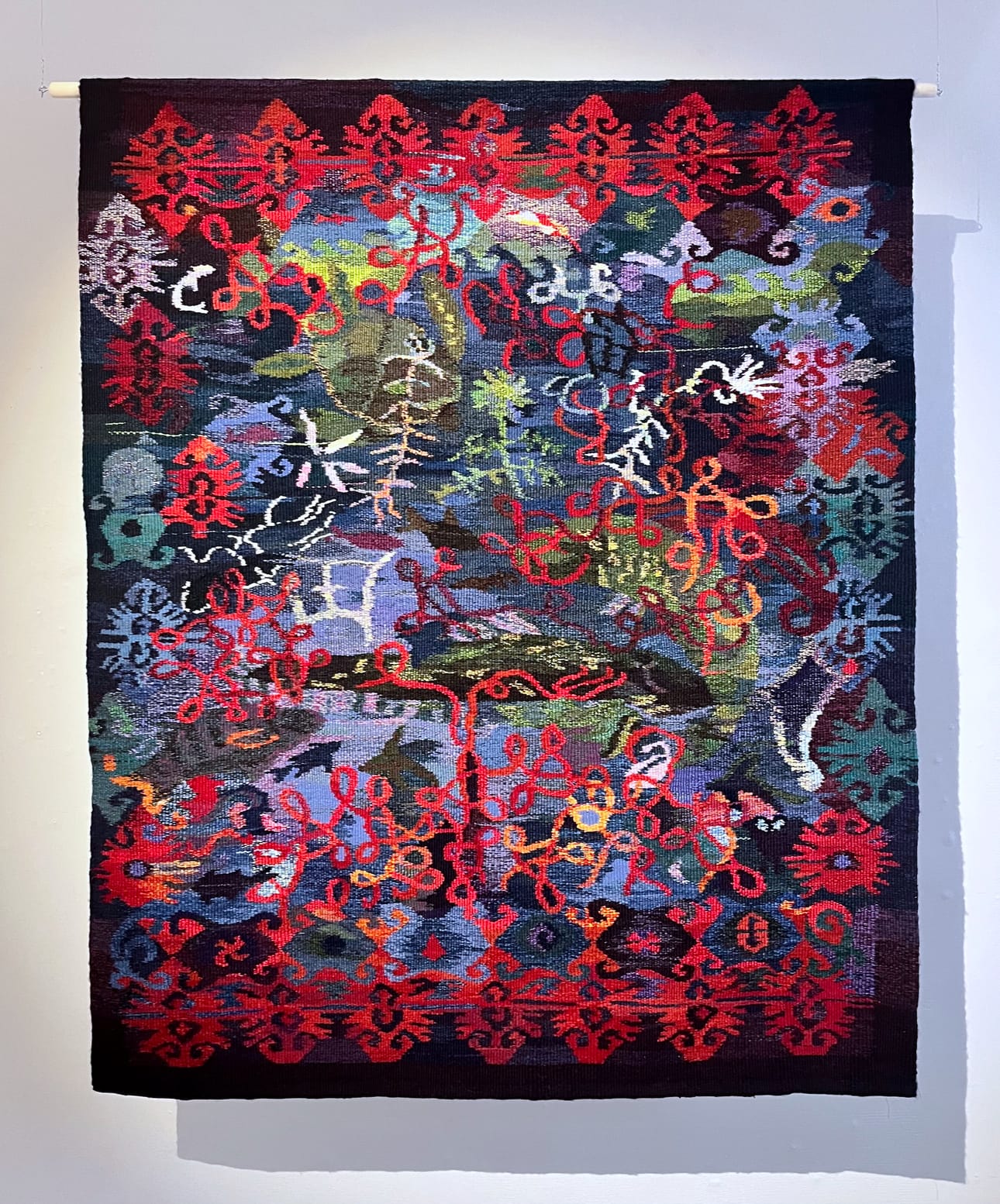 Ariadna Donner: Eloisa ja hiljainen kesä, 2015, kuvakudos.