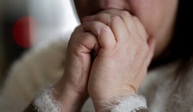 Kun Aino liukastui parkkipaikalla, myös hänen taloutensa romahti – ”Tarvitsen apua, mutten haluaisi tuntea häpeää ja syyllisyyttä”