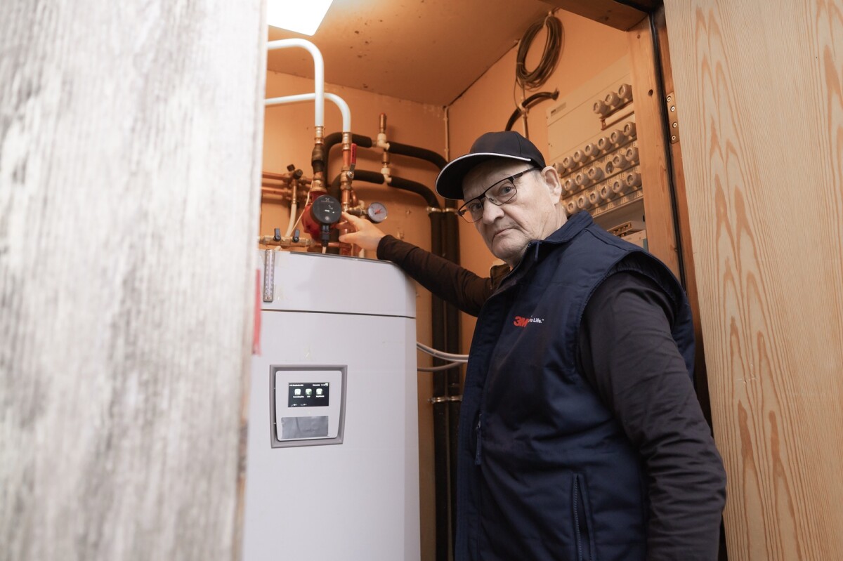 Kajaanilainen Timo Juntunen luopui kaukolämmöstä, eikä kadu päätöstään – vuositasolla säästö on merkittävä