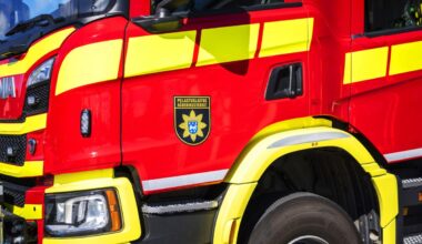 Kahden auton risteyskolari Kaustisella – Kolme ihmistä sairaalaan